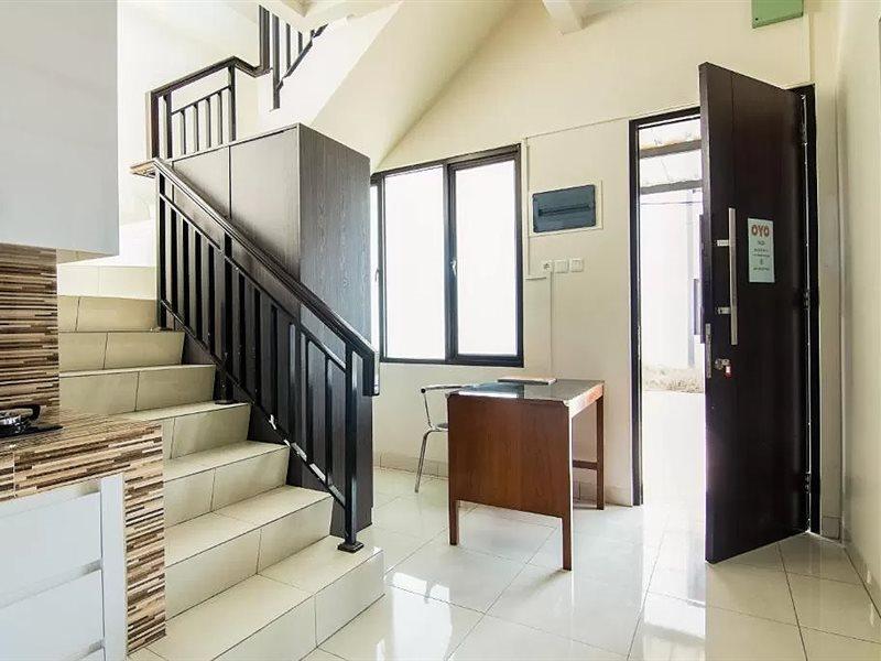 Oyo 3826 Columbus Residence K11 Karawang Εξωτερικό φωτογραφία