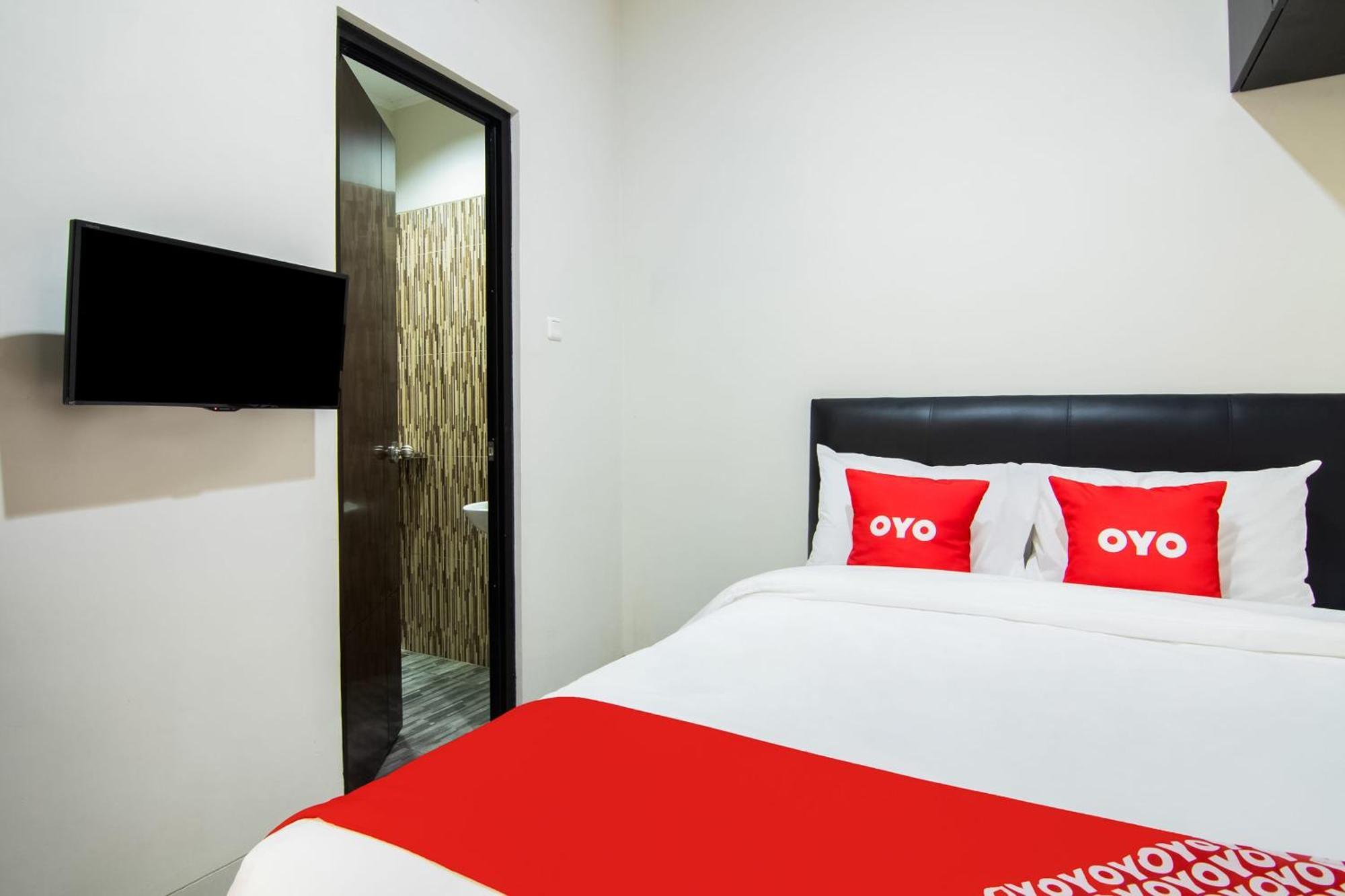 Oyo 3826 Columbus Residence K11 Karawang Εξωτερικό φωτογραφία