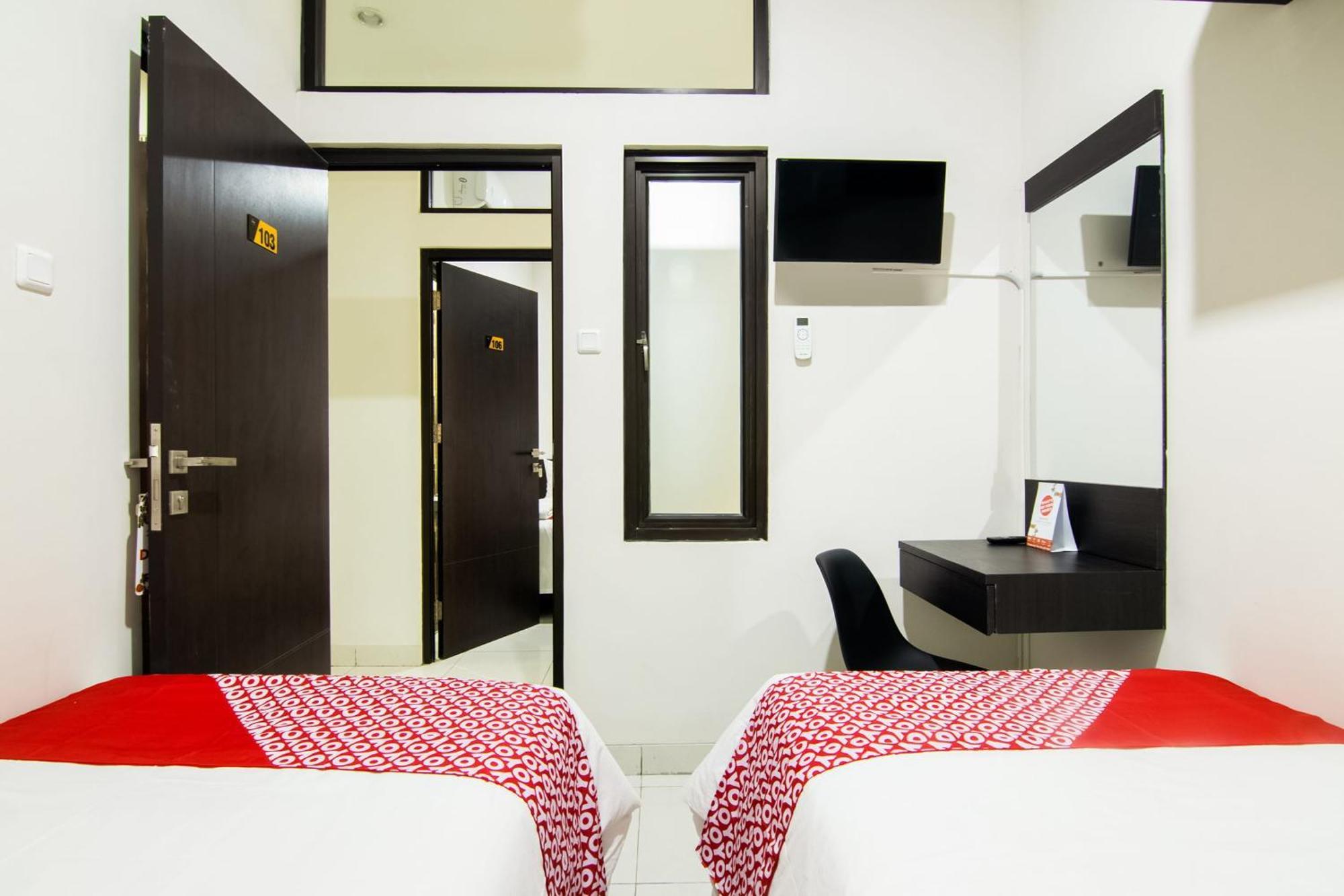 Oyo 3826 Columbus Residence K11 Karawang Εξωτερικό φωτογραφία